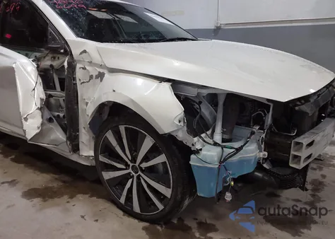 2019 Nissan Altima 2.0 Sr from USA, damaged, VIN 1N4AL4CV6KC259738